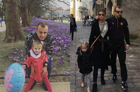 Codziennie dostarczamy najświeższy sort memów na viralowe tematy z obecnych wydarzeń. Euro 2016. Kamil Grosicki ma nie tylko piękną żonę, ale i ...