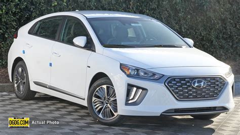 New 2020 Hyundai Ioniq Plug In Hybrid Se Hatchback In San Jose H27607