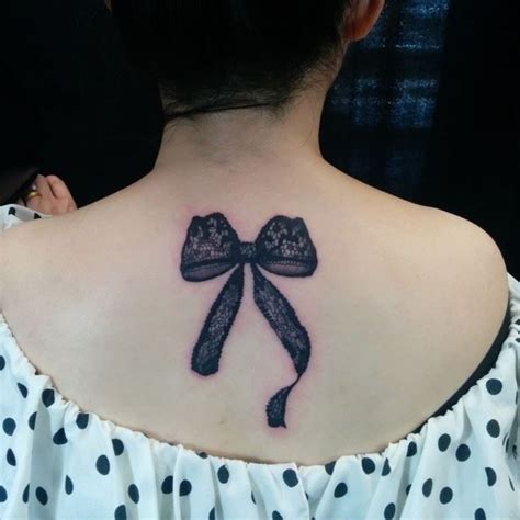 Chronic Ink Tattoo Toronto Tattoo Lace Bow Tattoo Done By Miss Lee