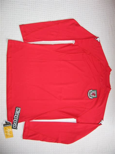 Kaufe wales trikot günstig in deutschlands bestem fußballshop. National-Trikot | Captain Trikot