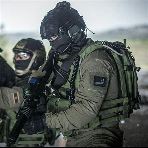 Congress, where israel enjoys strong support. Operator from the Israel Defence Forces (IDF) (640x640 ...