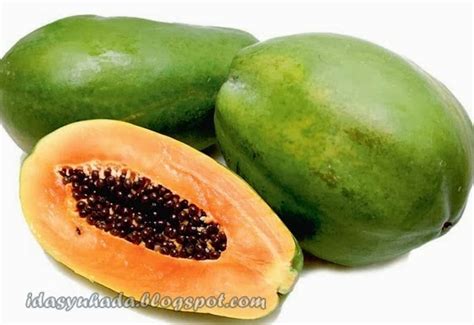 Definisi/arti kata 'tapak' di kamus besar bahasa indonesia (kbbi) adalah n 1 bidang kaki sebelah bawah, biasa digunakan untuk menapak; TUMIT KASAR ~ Koleksi Petua Dulu & Sekarang