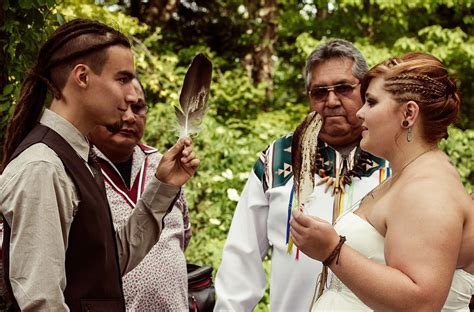 Alicia And Jonahs Nature Focused Native American Wedding Offbeat Wed