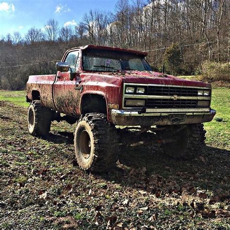 Square Body Chevy K10 Lifted With Boggers Jacked Up Trucks Lifted