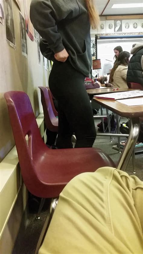 Free family videos and pictures. School Creepshots #10 (80 Photos) - CreepShots