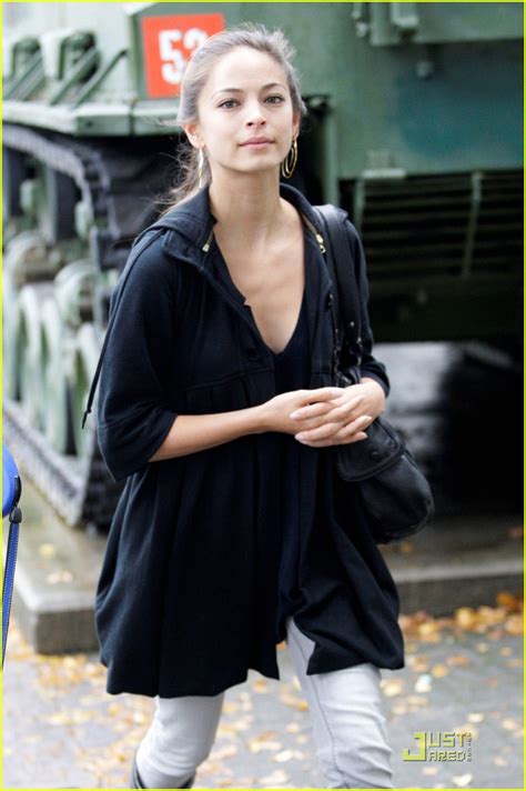 We would like to show you a description here but the site won't allow us. Kristin Kreuk & Mark Hildreth: Canada Couple: Photo ...