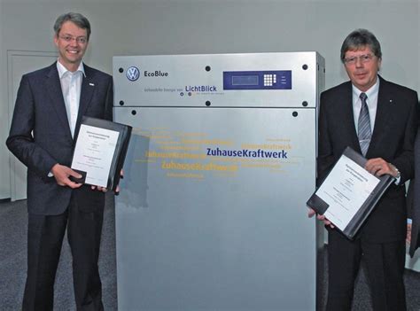 Es macht die besitzer unabhängiger von öffentlichen stromversorgern und unterstützt die dezentrale energiewende. Zuhause Kraftwerk