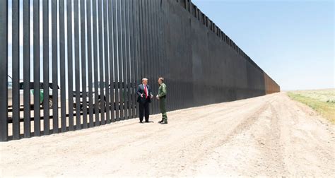 Completan La Construcción De 400 Millas De Muro Fronterizo Atv Latino