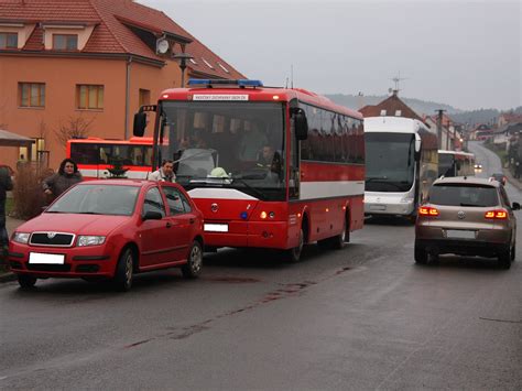 Část munice se odvážela do armádních skladů v květné na svitavsku, zbrojní materiál si převzaly také firmy, které ho odvezly do svých prostor nebo k zákazníkům. Plameny a výbuchy zničily muniční sklad poblíž části obce ...