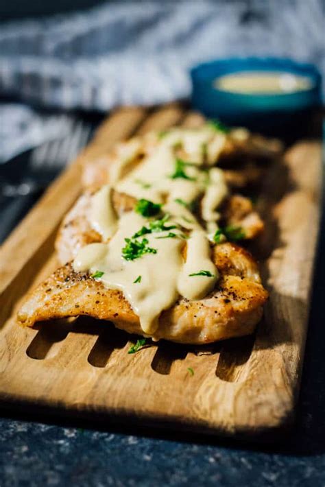 Garnish with optional sesame seeds, green onions and red pepper flakes. Chicken with Creamy Mustard Sauce - Give Recipe