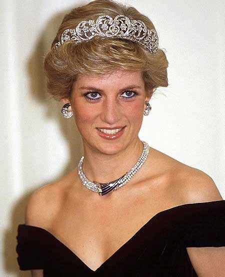Do you ever imagine her life uncrossed by prince charles? Hot Female Celebrities | Sexy Female Celebrities | Hot ...