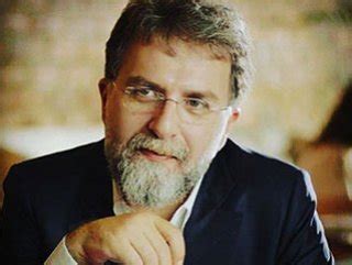 Lise öğrenimini i̇mam hatip lisesinde tamamladıktan sonra uludağ üniversitesi i̇lahiyat fakültesine. Ahmet Hakan kimdir - Biyografi Ansiklopedisi