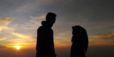 Jarak tidak merusak hubungan orang. 1000+ Kata Kata Kangen Pacar / Sahabat / Ayah / Ibu LENGKAP