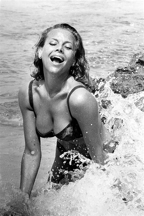 Honor Blackman Art Print By Terry Oneill Vintage Photography Etsy