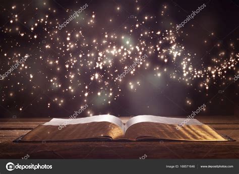 Holy Bible Book Stock Photo By ©billiondigital 168571646