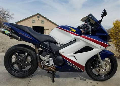 Get the latest specifications for honda vfr 800 2007 motorcycle from mbike.com! 320 Miles - 2007 Honda Interceptor 25th Anniversary - Bike ...