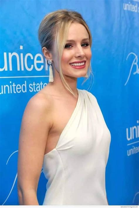 Jaw Dropping Sex Appeal While Also Classy Af Rkristenbell