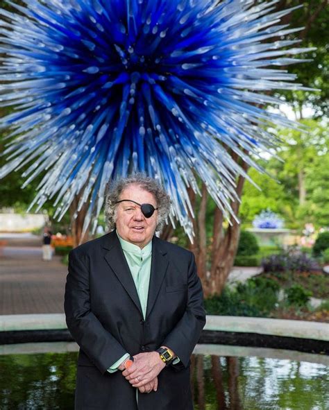If You Like Dale Chihuly S Sparkling Sculptures You Ll Love Learning About The Man Behind The