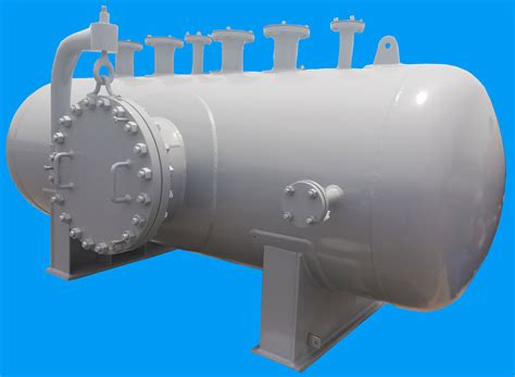 Pressure Vessel Type Cylindrical Horizontal With Steel Saddles Or Vertical With Leg Support