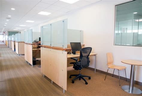 Bagian fast moving ini adalah ruangan kantor yang pergerakannya cepat, misalnya bagian pemasaran atau pendistribusian produk. Poin-poin yang Perlu Dicantumkan dalam Surat Perjanjian ...