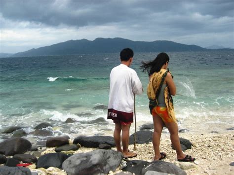 There are different levels, that keep on increasing as they get to know each other. The Difference Between Lovers and Friends (2) | Dyosefina ...
