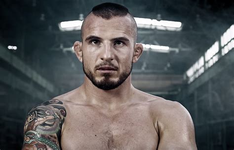 Poznaniak lepszy w walce legend. Borys Mańkowski vs. Jesse Taylor - zapowiedź video ...