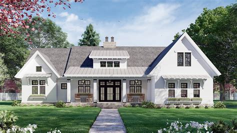 Farmhouse Style House Plan 3 Beds 25 Baths 2419 Sqft Plan 51 1170