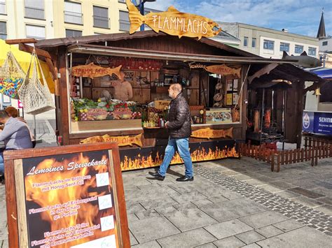 Auf spätere öffnungszeiten wollten sich die markthändler nicht einlassen. Hamburger Fischmarkt in Wels am KJ