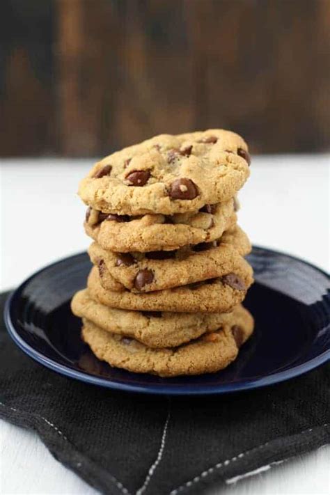 Delectable Gluten Free Vegan Chocolate Chip Cookies The Pretty Bee