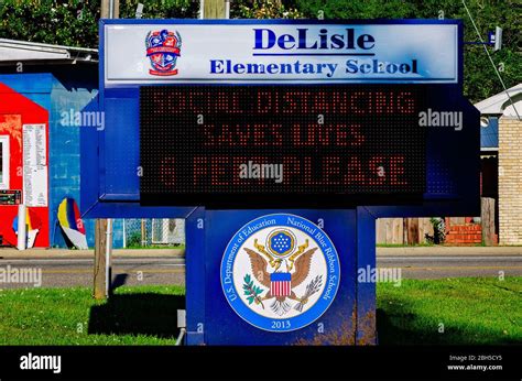 Delisle Elementary School Hi Res Stock Photography And Images Alamy