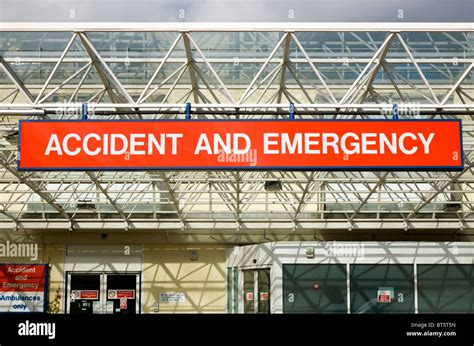 The A And E Sign And The Entrance Of The Accident And Emergency Stock