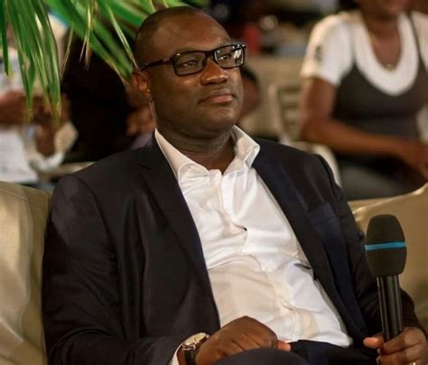 Patrick mboma salomon olembé julius aghahowa camerun camerun nigeria: Sélectionneur des Lions indomptables: Patrick Mboma,candidat