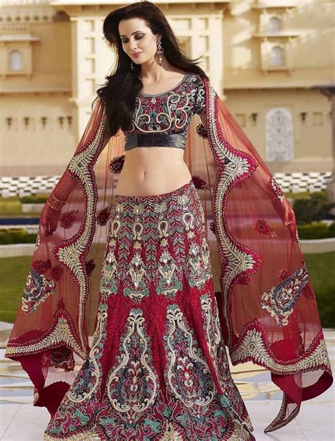 27 Traditional Indian Bridal Dresses Godfather Style