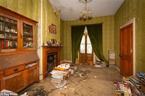 Inside The Eerie Ghost House Expected To Sell For 2million In Summer