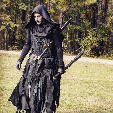 Social Dustincing Co Dm Of D4 On Twitter Larp Costume Rogue Costume Fantasy Clothing