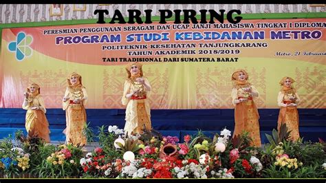 We did not find results for: Tari Piring Tari Tradisional dari Sumatera Barat by ...