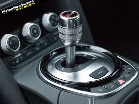 Driven: Audi R8 V10 S Tronic | PistonHeads