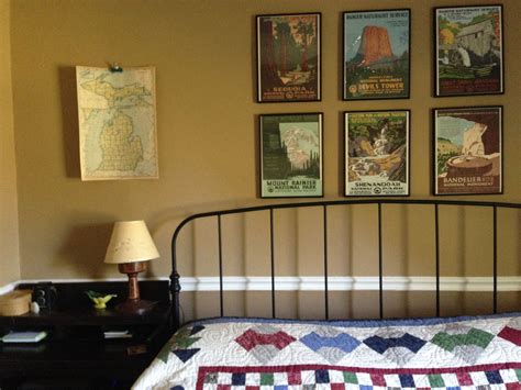 This travel themed office decor list is packed with 22 cute, unique ideas! Pin on bedroom ideas
