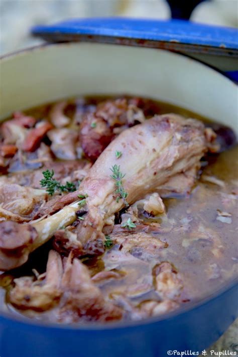Coq au vin une délicieuse recette de grand-mère