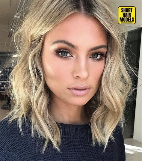 35 Most Popular Short Haircuts For 2021 Get Your Inspiration Short