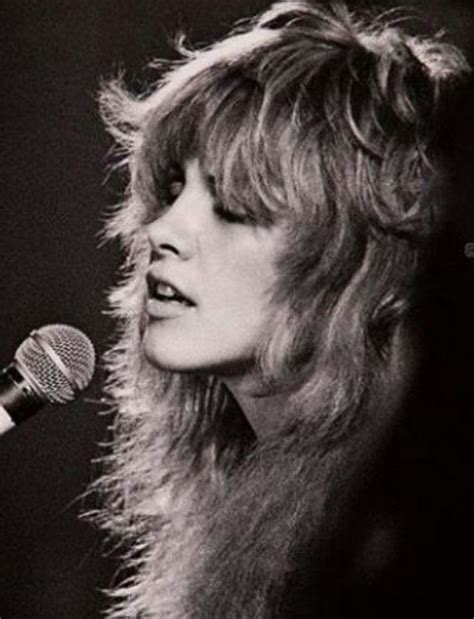 Talented singer and songwriter whose raspy croon and mystical themes sold millions, both as a member of fleetwood mac and as a solo artist. Pin by Lizzy Hinkley on Stevie Nicks | Stevie nicks ...