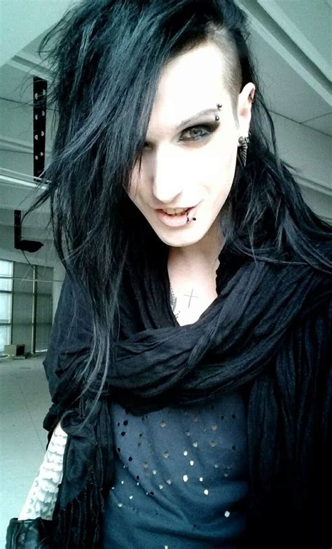 Posted 4 years, 11 months ago. nomad goth, androgynous, tomboy, fashion inspiration ...