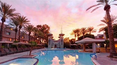 Arizonabiltmore On Twitter Paradise Pools Elegant Hotel Arizona