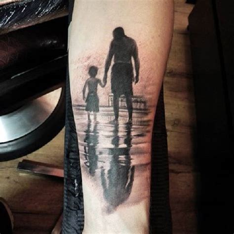 This father daughter tattoo design is just so sweet. 55 IDÉES DE TATOUAGE FAMILIAL - Club Tatouage | Tattoo for ...