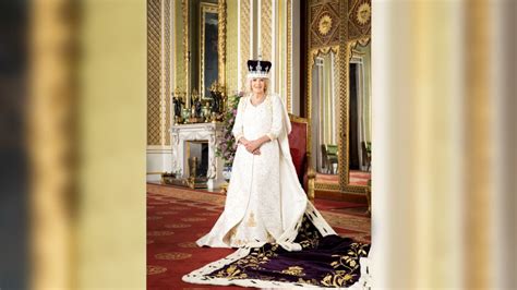 Buckingham Palace Releases Official Coronation Portraits Cnn