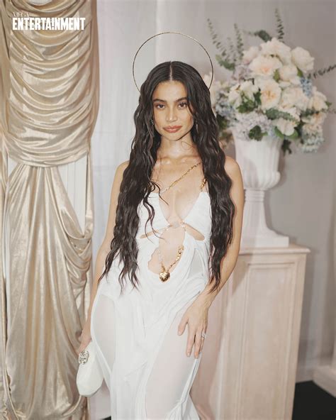 Anne Curtis Pays Homage To Her Dyosa Role For Opulence