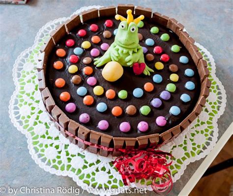 In dieser kategorie „kindergeburtstag findest du den richtigen kindergeburtstag kuchen für deine nächste feier. Bunter Kinderkuchen #Kindergeburtstag #idee #Inspiration ...