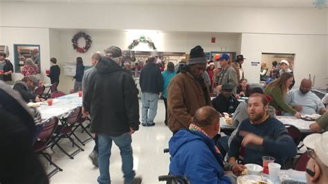 Hundreds Were Fed At The Topeka Rescue Mission For Christmas