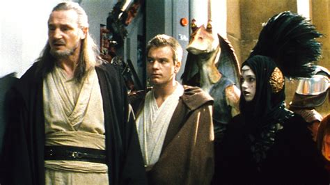 Star Wars The Phantom Menace Thr S 1999 Review Hollywood Reporter