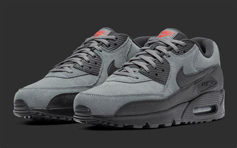 Nike Air Max 90 Essential Black And White Leather R44